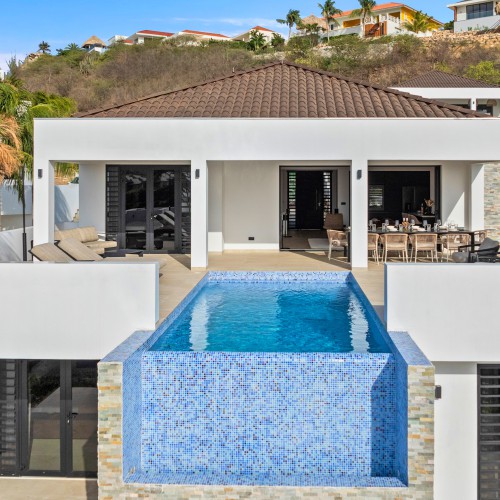 Villa front Villa front